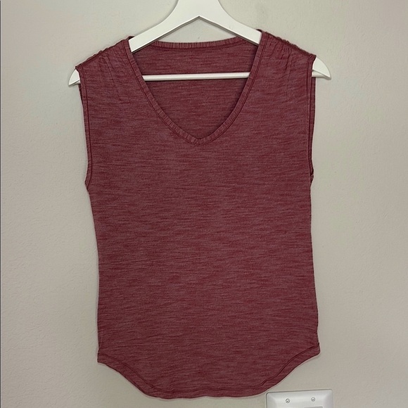 Lululemon Sweat Times Short Sleeve Top Shoulder Detail size 4 - Picture 2 of 6
